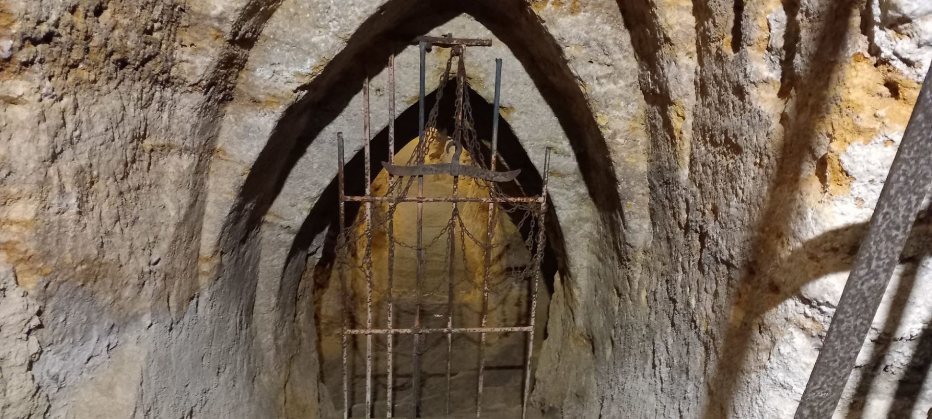Durante la Guerra Civil, las Cuevas sirvieron de refugio para los briocenses. 