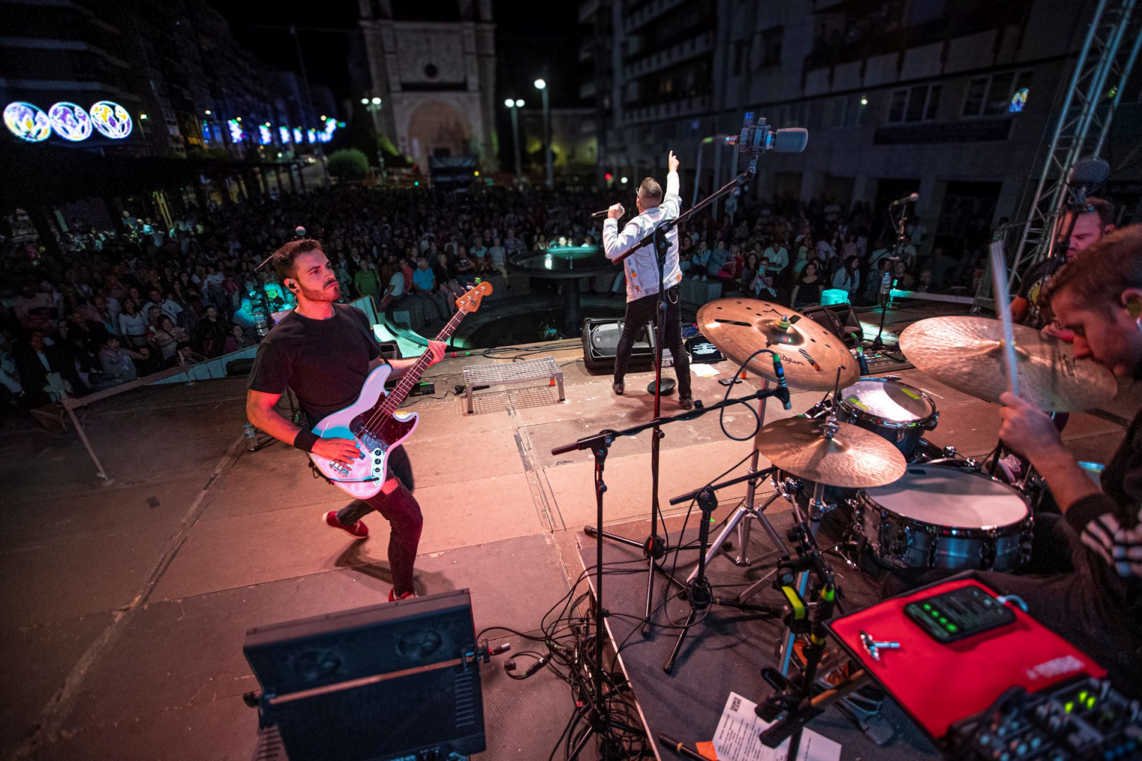 Tributo a El Canto del Loco.