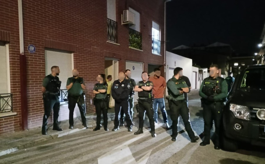 Se desplegó un amplio dispositivo de Guarcia Civil y Policía Local.