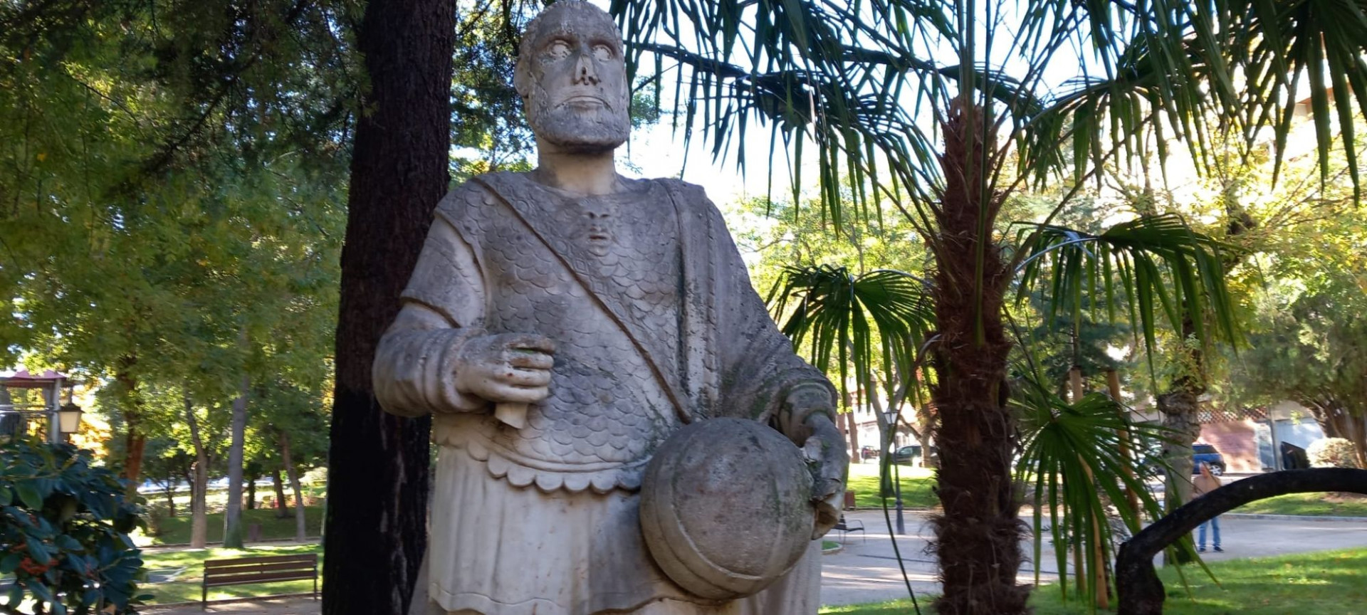 El estado de deterioro del emperador Carlos V es evidente//Imagen: El Decano de Guadalajara.