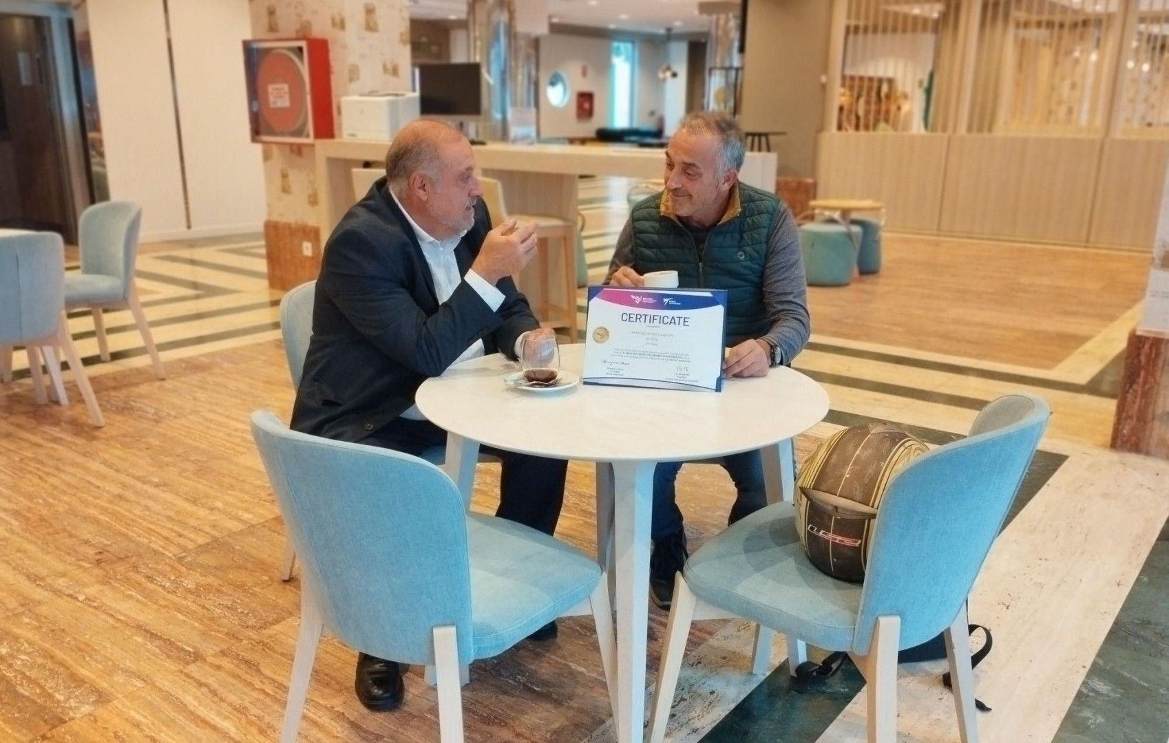 Un momento de la charla entre Paco Moreno y Jesús S. Gaitán//Imagen: Cedida por Paco Moreno.