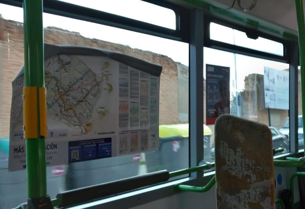 As&iacute; 'lucen' los planos en los cristales.