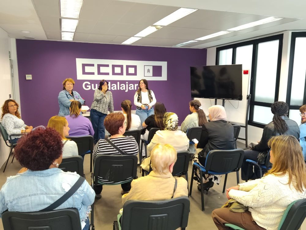 Una de las jornadas organizadas por CCOO para tejer redes de apoyo entre las trabajadoras//Imagen: CCOO del H&aacute;bitat.