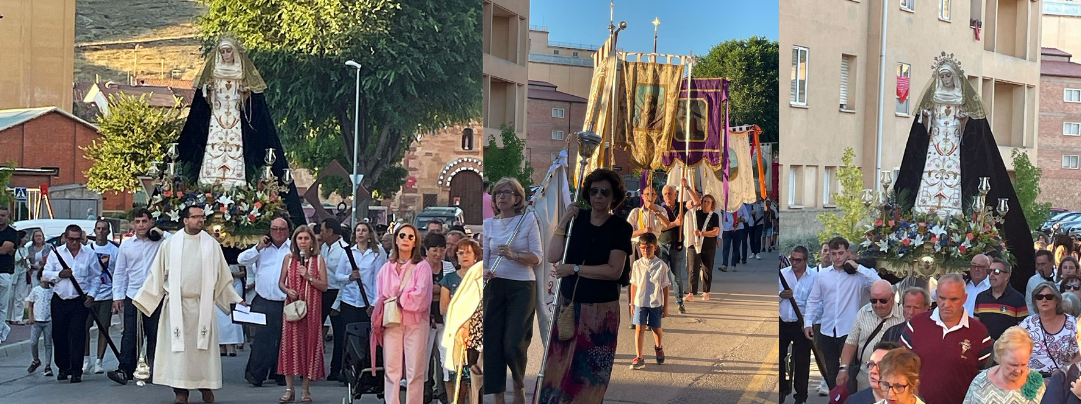 Procesión del sábado por la tarde. Imágenes: Luis Alguacil