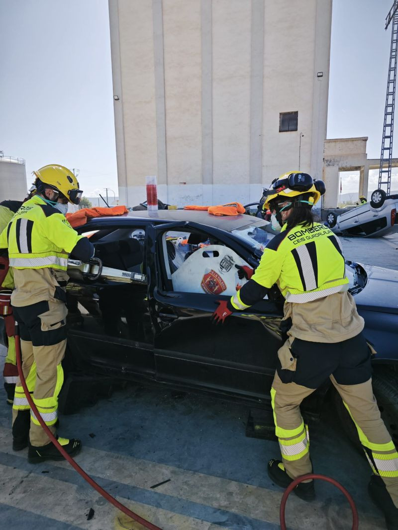 Otro de los ejercicios de entrenamiento en su proceso de formaci&oacute;n. // Imagen: Silvia Garc&iacute;a