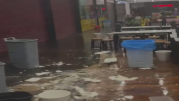 Desperfectos en el Ferial Plaza 