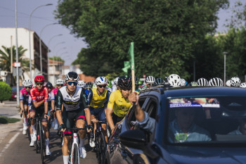 Balance Vuelta, pueblo 3.jpg