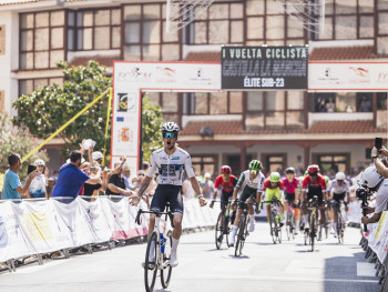 Balance Vuelta, meta pueblo.jpg