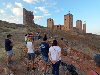 Excavaciones arqueologicas castillo de Molina.jpg