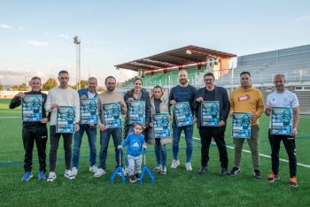 Los veteranos del CD Marchamalo vuelven al campo de "La Solana" por Beltrán, un vecino afectado por una enfermedad rara
