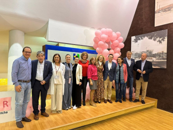 El Hospital Universitario de Guadalajara ha celebrado las XI Jornada de Puertas Abiertas del Cáncer de Mama 