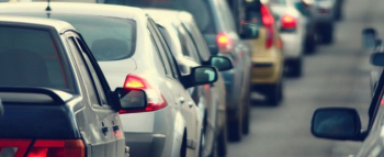 Cerca de un tercio de las personas trabajadoras de las provincias de Toledo y Guadalajara dedican una hora diaria o más para ir a su puesto