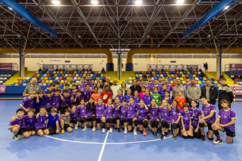 El polideportivo David Santamaría estrena mejoras en las pista y ultima las obras para el arreglo de su cubierta