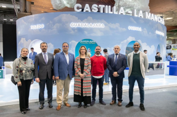 Guadalajara lleva a Fitur sus propuestas turísticas para los torreones de Alvar Fáñez y del Alamín