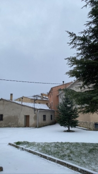 La provincia de Guadalajara registra una decena de avisos por la alerta del Meteocam por fuertes rachas de viento y nieve