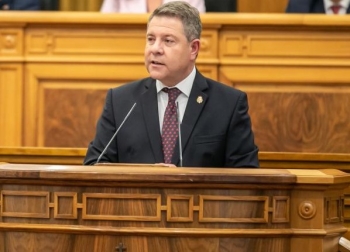 Emiliano García-Page asiste, en Guadalajara, a la presentación del proyecto de la nueva residencia de mayores Los Olmos 