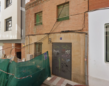 La calle Manuel Páez Xaramillo de Guadalajara, cerrada al tráfico por demolición