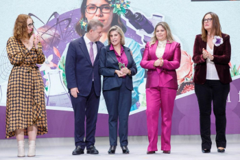 María Antonia Cuadrado y Guada Acoge, los reconocimientos de Guadalajara en el acto institucional del 8-M