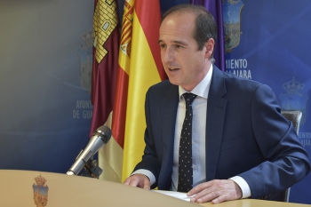 Guadatv Media publica una encuesta en la que se refleja que Alberto Rojo ganaría hoy las elecciones con mayoría absoluta