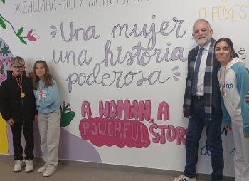 El delegado de Educación felicita al instituto de Yebes por varias iniciativas puestas en marcha en torno al Día Internacional de las Mujeres