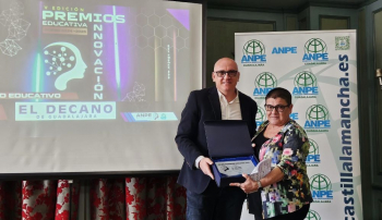 El Decano de Guadalajara recibe el galardón al Periodismo Educativo 2025 de ANPE Guadalajara