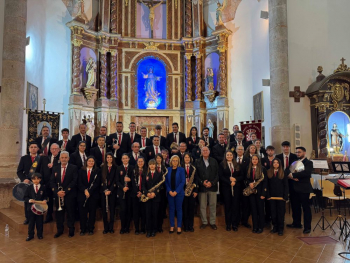 La Banda de Música de Fuentenovilla celebró un brillante I Certamen de Música Cofrade como aperitivo a la Semana Santa