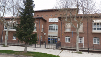 Representantes de residentes y familiares de la Residencia Fuente Alegre de Trillo denuncian las carencias alimentarias y sanitarias que padecen los mayores