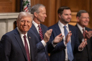 La volatilidad aumenta en los mercados financieros ante la deriva arancelaria de Trump