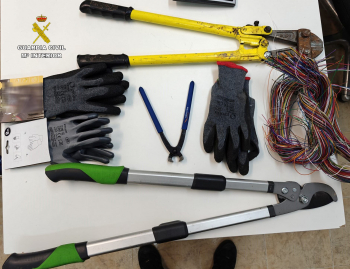 La Guardia Civil detiene a dos personas sorprendidas 'infraganti cuando robaban cable de cobre en Torija