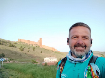 El reto de Víctor Henares, "un guardia civil contra el cáncer", alcanza el Señorío de Molina