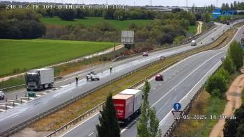 Un accidente de un camión en la A-2 provoca más de 2 Km. de retenciones a la altura de Torremocha del Campo