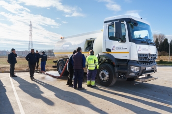 La Diputación adquiere un nuevo camión cisterna con 10.000 litros de capacidad