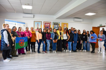 Simón anuncia ayudas para combatir la discriminación múltiple y promover la igualdad en el ámbito local