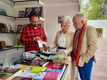 El Gobierno regional apoya al nuevo Gremio de las Editoriales de Castilla-La Mancha en la Feria del Libro de Guadalajara