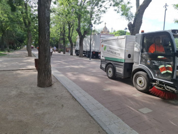 El Ayuntamiento "pone bonito" San Roque antes de la visita de Feijóo a Guadalajara