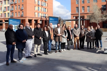La exposición urbana e itinerante "40 Años del Estatuto de Castilla-La Mancha" llega a Azuqueca de Henares