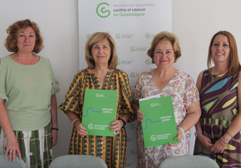 Alovera firma su primer convenio estable de apoyo a la AECC 