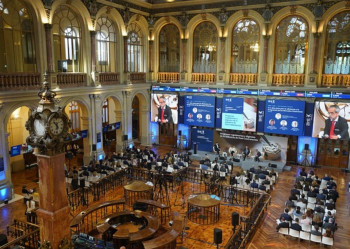 El nivel de riesgo positivo posiciona a España a la cabeza de la UE y confirma el atractivo de la Bolsa