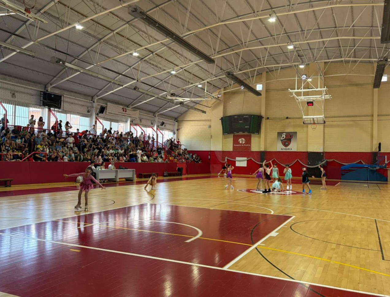 Imagen: Escuela Municipal de Patinaje. Fotografía: Ayuntamiento de Azuqueca