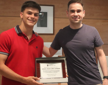 Cabanillas recibe al estudiante Miguel Magallares Camarma