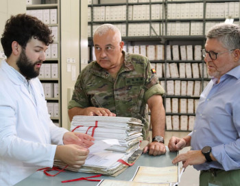 Redondo destaca la importancia del Archivo General Militar de Guadalajara