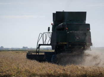 APAG traslada su "nerviosismo" por falta de cosechadoras tras las limitaciones por riesgo de incendios