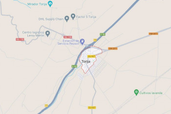 Una trabajadora resulta herida al caerle un palé en la cabeza en una empresa logística de Torija