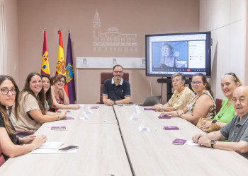 El Ayuntamiento recoge sugerencias de las asociaciones para el proyecto del registro municipal de electrodependientes