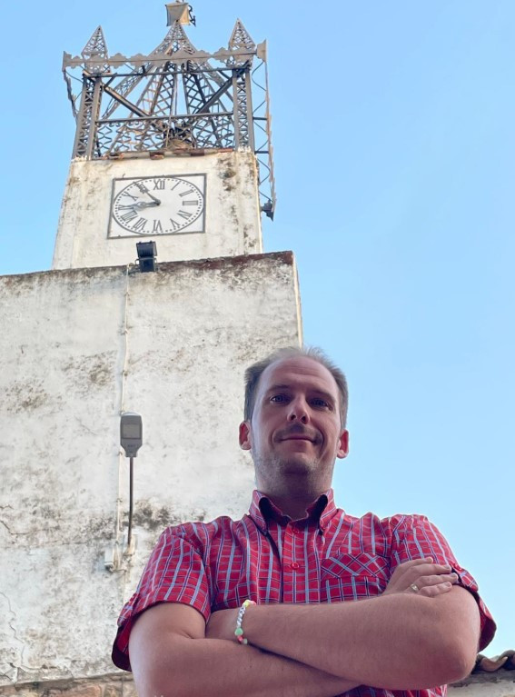 Imagen: Ignacio Perucha, autor del libro ' Torrebeleña: Apuntes, vivencias y anécdotas de un pueblo en el tiempo'