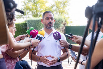 Pomeda dice que el recinto de la Fuente de la Niña "cuenta con todos los informes técnicos y certificados necesarios,"