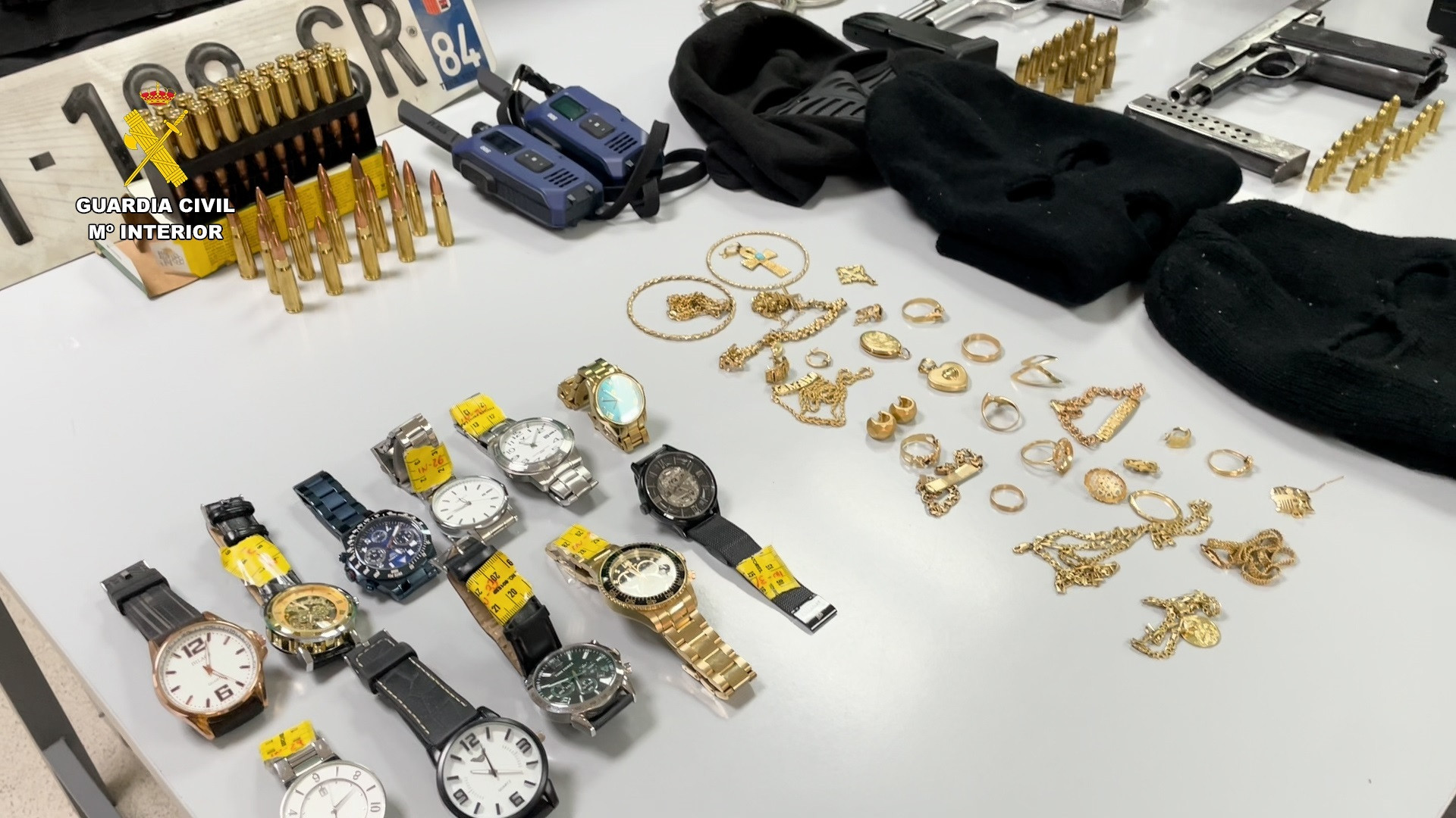 Efectos sustraídos al grupo criminal en la operación Bankasalt. Imagen: Guardia Civil