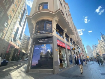 La Oficina de Información Turística de Castilla-La Mancha en Madrid promociona la Feria Apícola de Pastrana con una cata de mieles