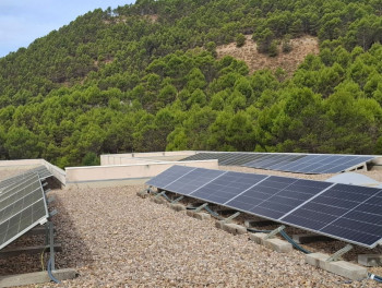 El colegio de Chiloeches estrena nuevas placas solares