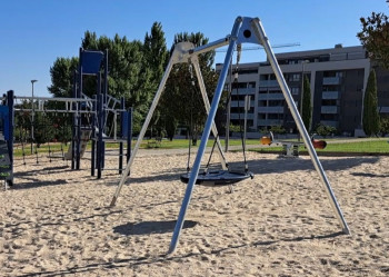 Aike recuerda la necesidad de sombras en los parques infantiles